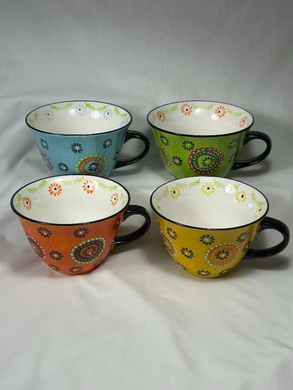 set of 4 beautiful large size tea cups, Signature Houseware